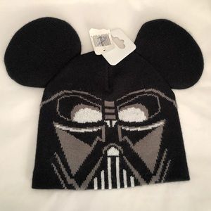 NWT Disney Parks Kids Darth Vader Beanie Hat